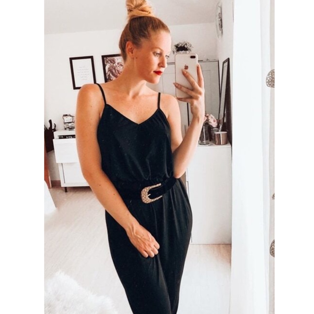 Casual Black Cami V-Neck Jumpsuit - Picture 14 of 16